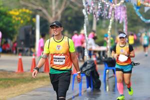 BIB: 47262
                            <button type="button" onclick="openModal(9916933)" class="btn btn-primary btn-sm float-right btn-popup" data-toggle="modal" data-target=".modal-high-quality">
                        <i class="fas fa-shopping-cart"></i> Add to Cart
                    </button>
                                            <button type="button" onclick="isThisMe(9916933, true)" class="btn btn-success btn-sm float-right btn-popup btn-isme hidden" data-toggle="tooltip" data-placement="bottom" title="นี่คือรูปของคุณใช่ไหม คลิกที่นี่เพื่อเอาเข้าอัลบั้ม">
                        <i class="fas fa-plus"></i> Add to album
                    </button>
                    <button type="button" onclick="isThisMe(9916933, false)" class="btn btn-warning btn-sm float-right btn-popup btn-isnotme hidden">
                        <i class="fas fa-ban"></i> Remove from album
                    </button>